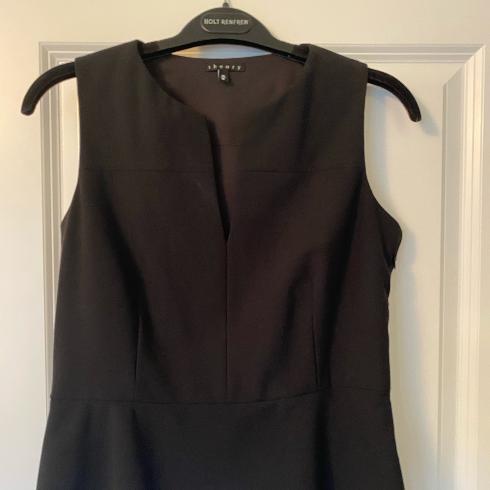 Theory wool top